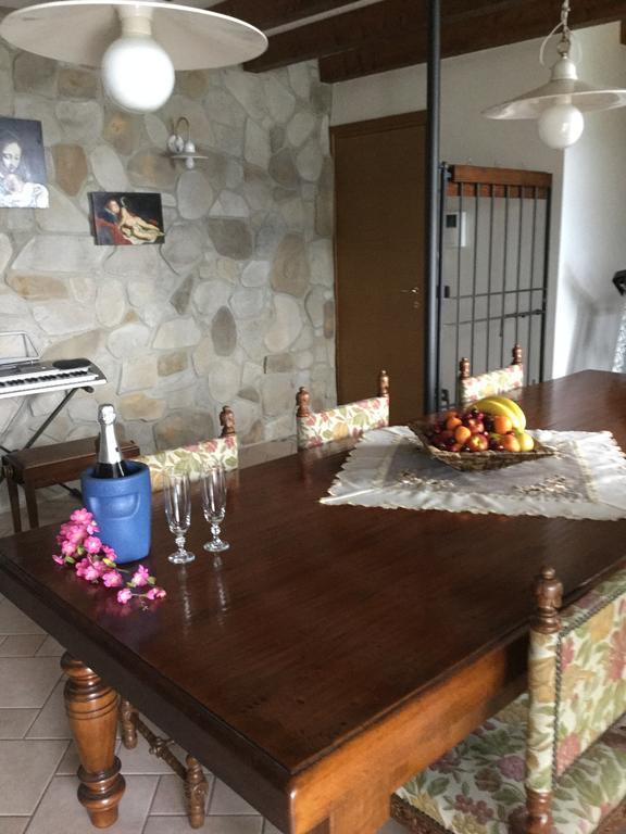 マローネ Casatragliuliviヴィラ 部屋 写真